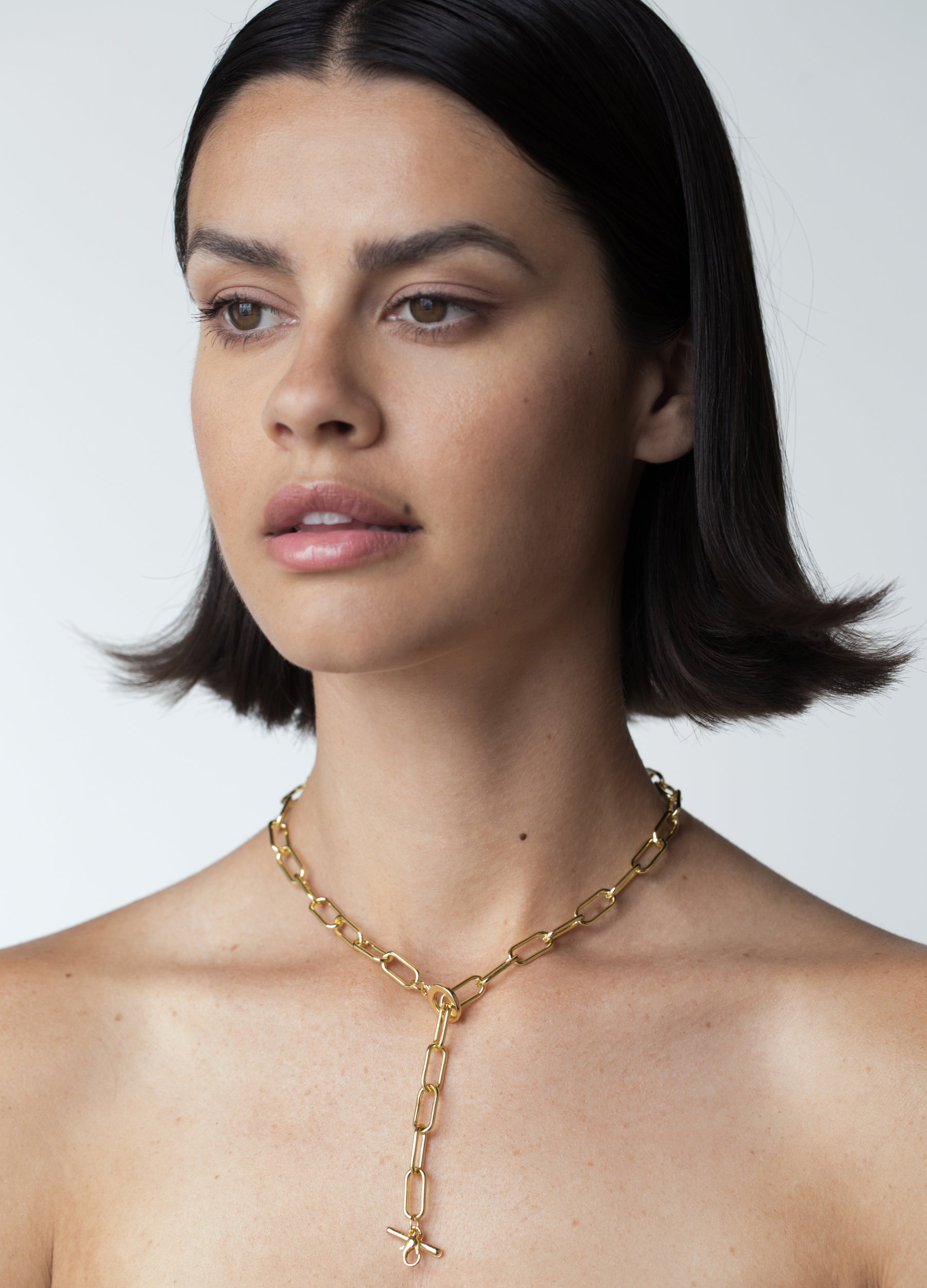 Modern Chain B Necklace